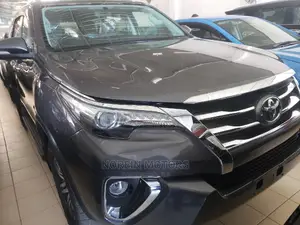 Toyota Fortuner 2016 Gray