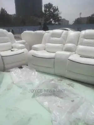 Leather Seats Semi Recliner 7 Seater