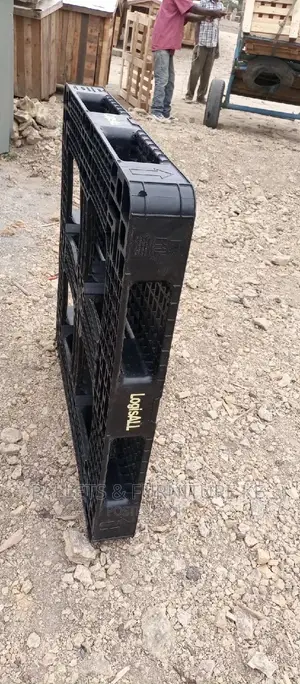 Logistical Plastic Pallets