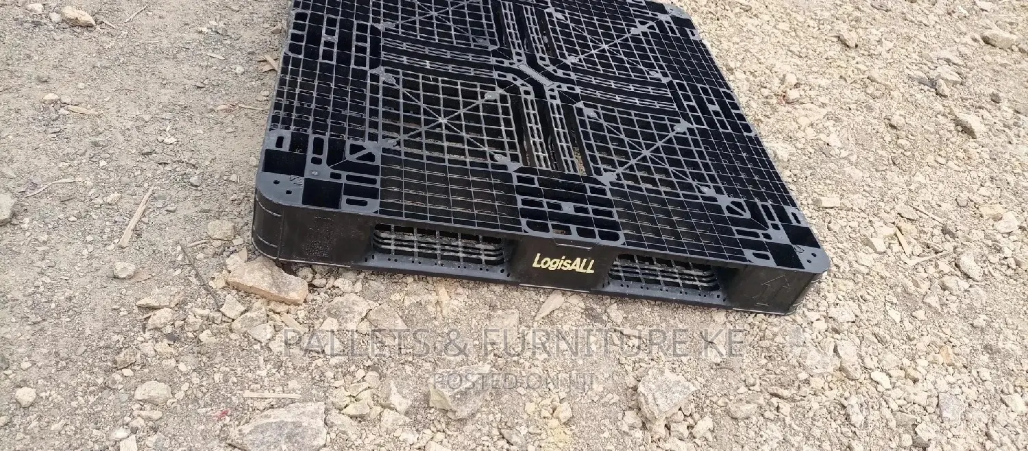 Logistical Plastic Pallets