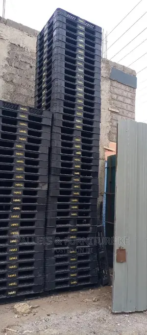 Logistical Plastic Pallets