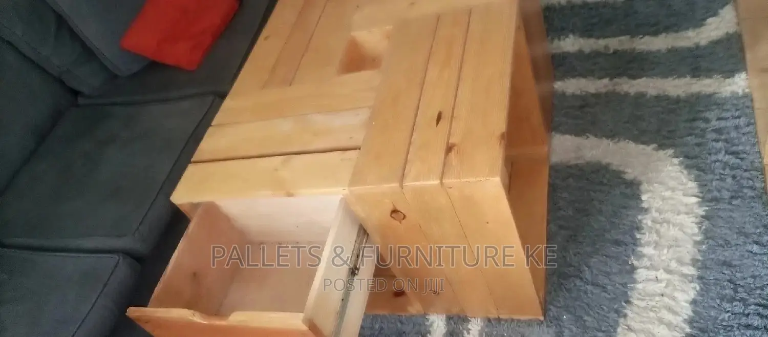 Coffee Table With Drawers,