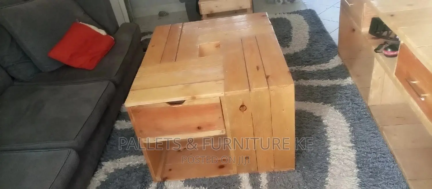 Coffee Table With Drawers,