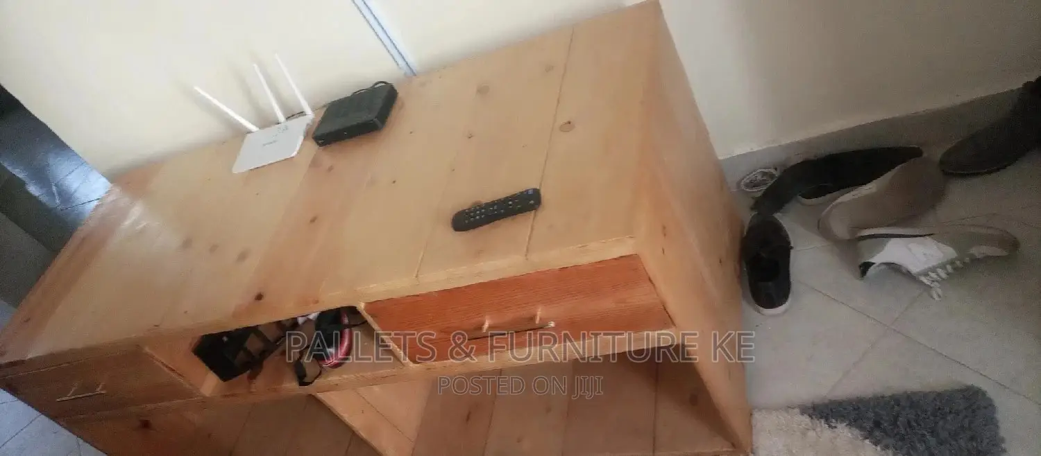 Coffee Table With Drawers,