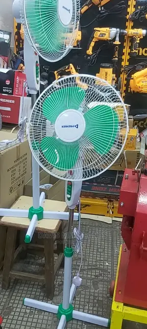 Fans With Direction Changing and Speed Selection Functions