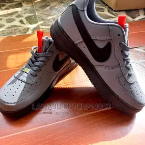 Nike Sneakers - Size 42