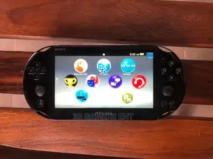 Ps Vita Slim, Chipped