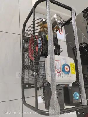 Engine Type Agricultural Sprayer