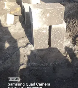 Machine Cut Ndarugo Stones