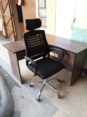 Head Rest Office Chair