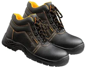 Safety Boots/Shoes.