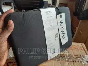 Wiwu Pilot Water Resistant High-Capacity Laptop Sleeve for M