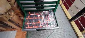 7 Drawer Tool Trolley Kit With 369 Tools