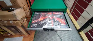 7 Drawer Tool Trolley Kit With 369 Tools