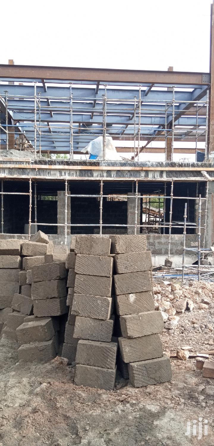 Grade One Machine Cut Stones