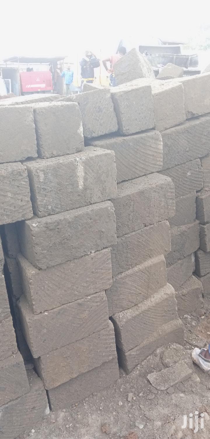 Grade One Machine Cut Stones