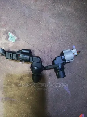 Crankshaft and Camshaft Sensors for Suzuki.
