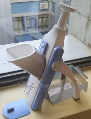 All in 1 Mandoline Safe Slice Chopper