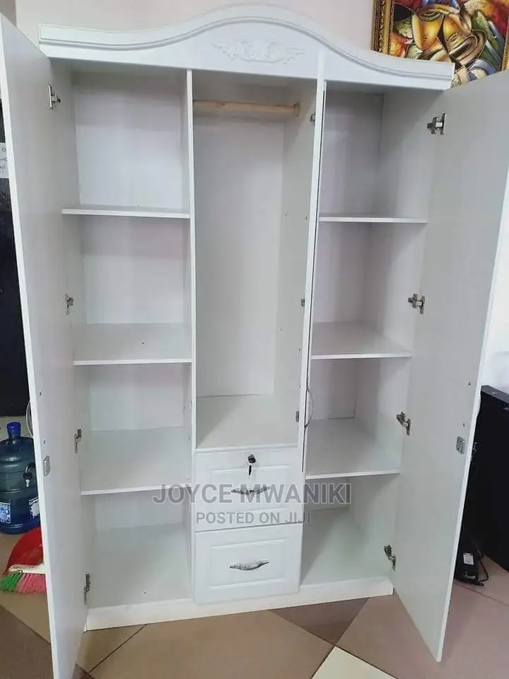 Wardrobe 4 Feet