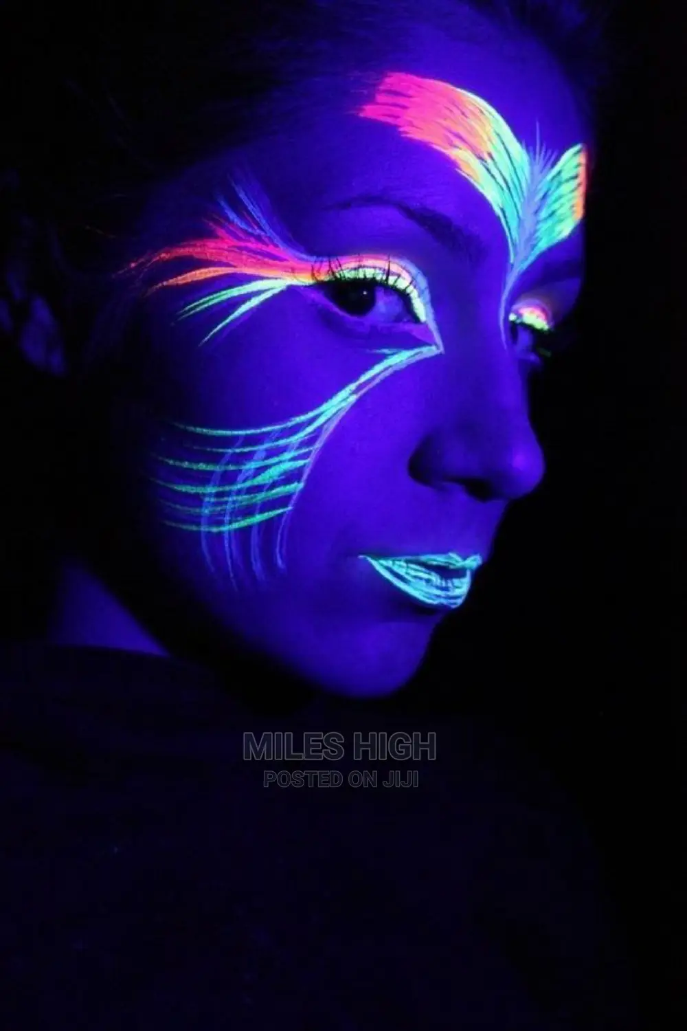 Make Up Neon