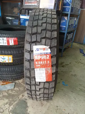 9.5R17.5 Sportrak Rear Tyre