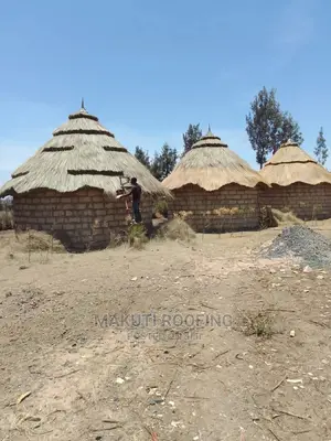 Ugandan Grass Roof Gazebos, Professional Roofing