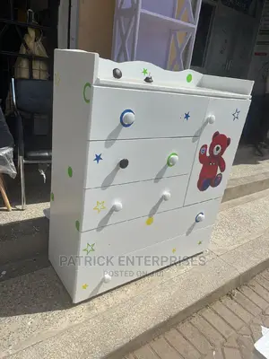 Teddy Bear Chest of Drawers 4 by 4 Fitts