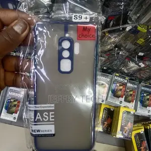 Samsung Galaxy S9 Plus Smoked Cover Protective Shockproof