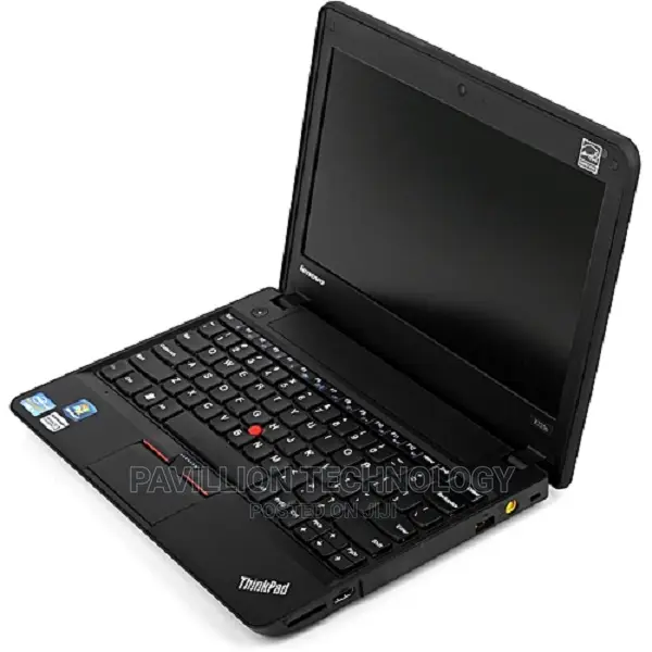 Laptop Lenovo ThinkPad X131e 4GB Intel Celeron HDD 320GB
