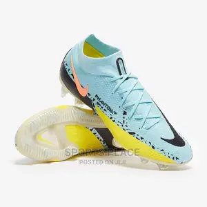 New Nike Phantom GT 2 Lucent Pack, Yellow Strike