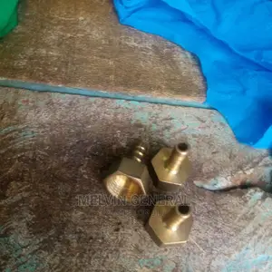 Female Tap/Pipe Nozzle 1/2