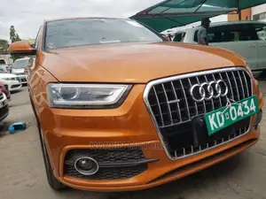 Audi Q3 2.5 TFSI RS Quattro 2015 Orange