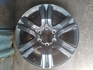 Original Rim Size 17 Inch for the New Toyota Fortuner.