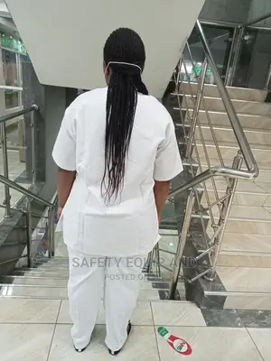 Well Design Medical Scrubs
