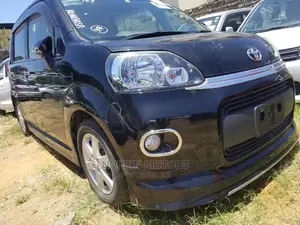 Black 2015 Toyota Porte: Modern Compact SUV for Everyday Use