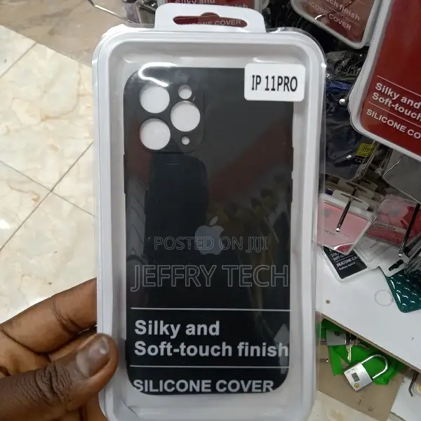 iPhone 11 Pro Silicone Case - Black