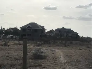 50 by 100 Plot Katani Meta Road