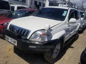 Toyota Land Cruiser Prado 2012 White