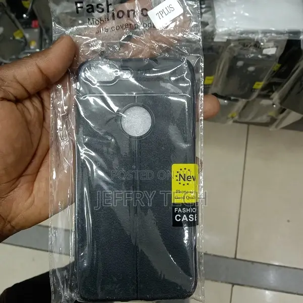 GADGETZONE Back Cover for Apple iPhone 7 Plus (Black)