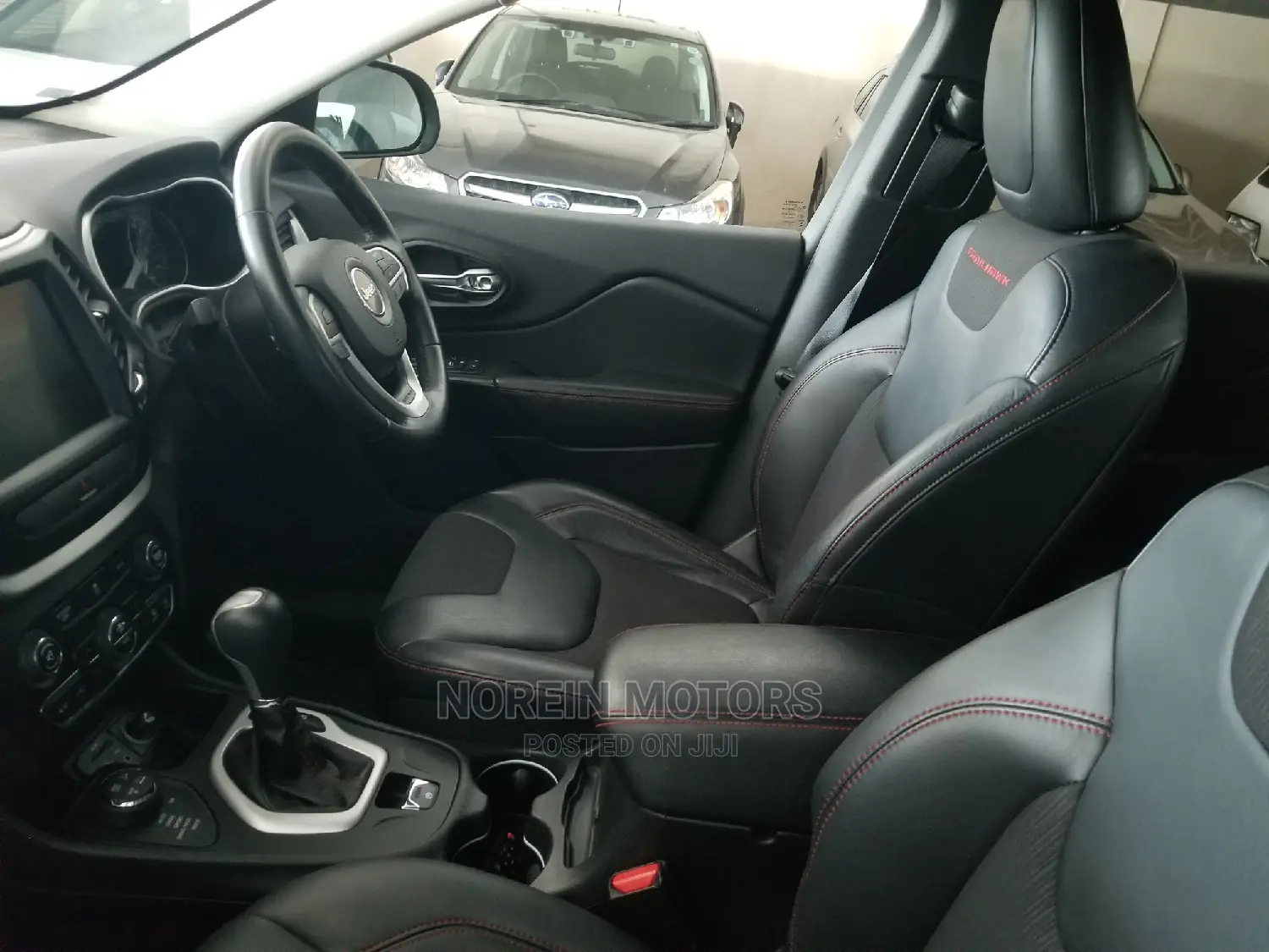 Jeep Cherokee 2015 Red