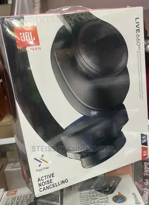 JBL Live-660 Wireless Headphones.