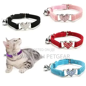 Luxury Velvet Cat Collar With Crystals
