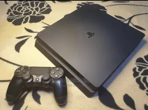 Slim Console Ps4’S