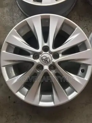 18 Inch Toyota Felfire Original Rims Are ( Japan)
