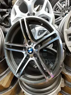 18 Inch Bmw X5 Original Rims Set ( Tiwan)