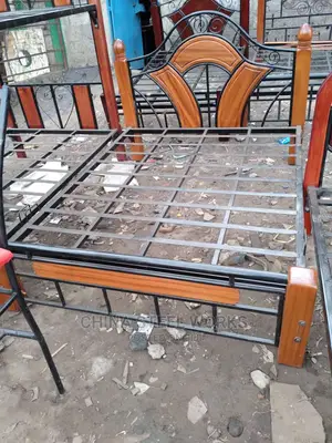 5 by 6 Metalic Bed Mahogany Stand