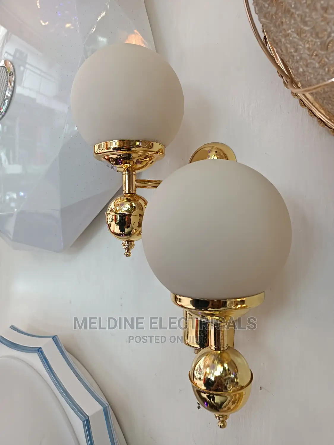 Tinkle Wall Light