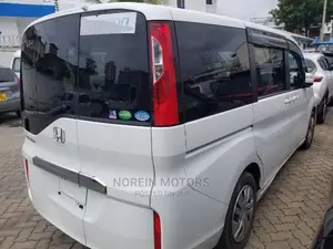 Honda Stepwgn 2015 White
