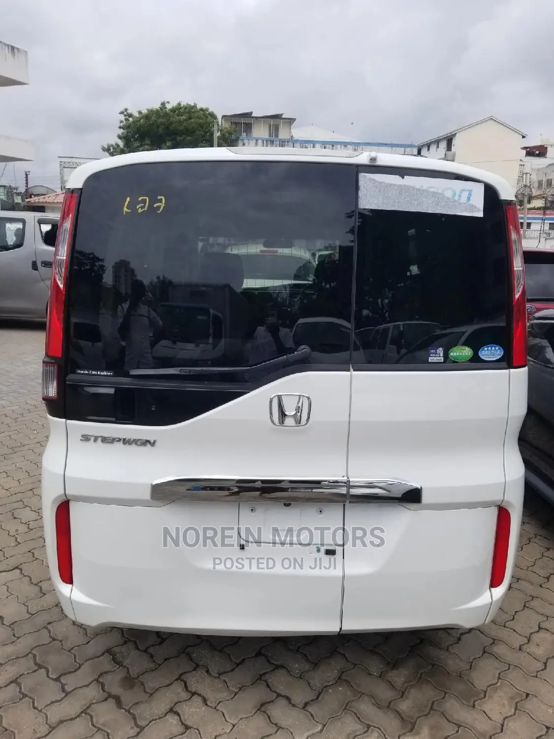 Honda Stepwgn 2015 White