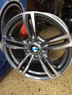 17 Inch Black Silver Original Bmw Rim Set( Tiwan)